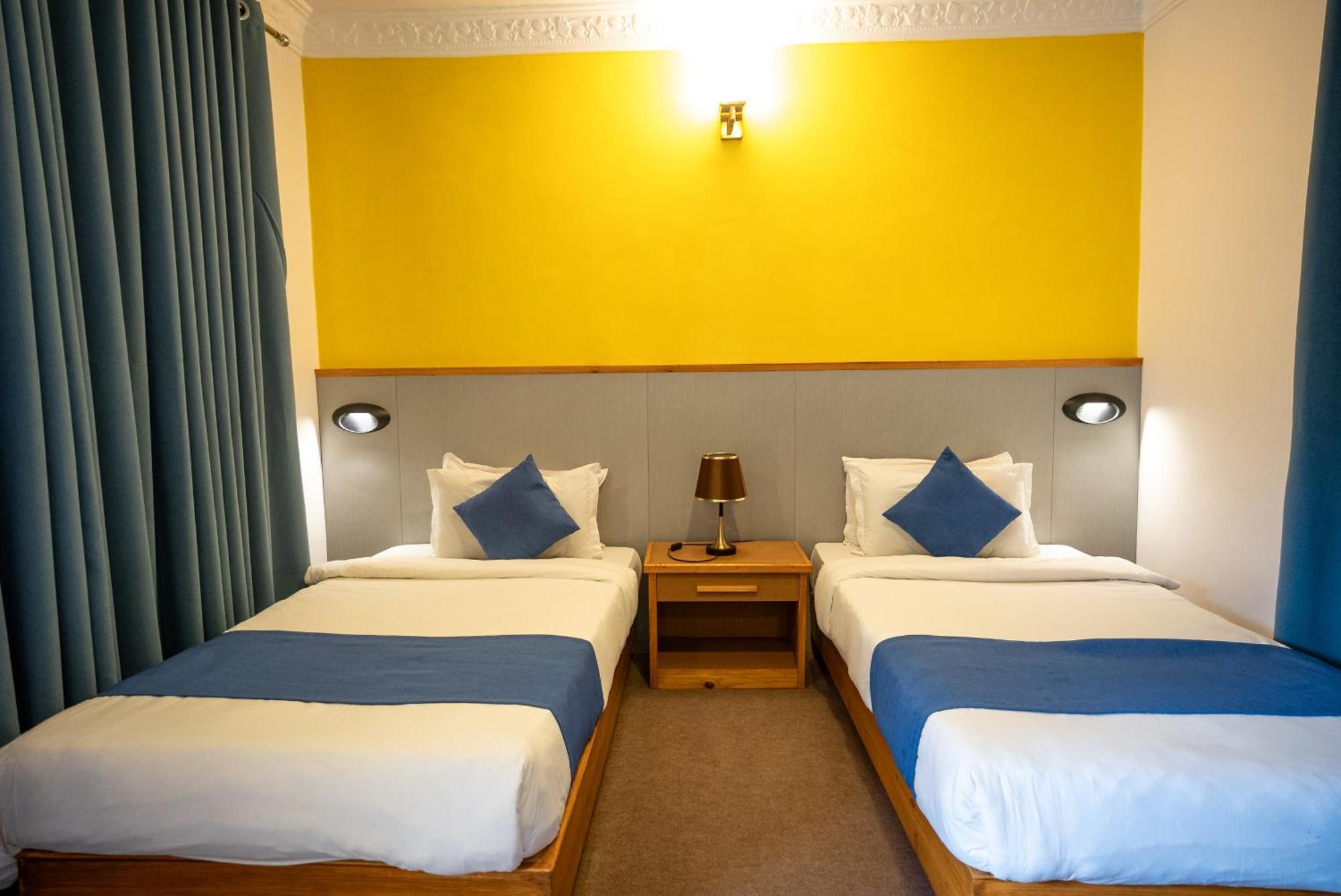 Gaurishankar Backpackers Hostel Pokhara Luaran gambar