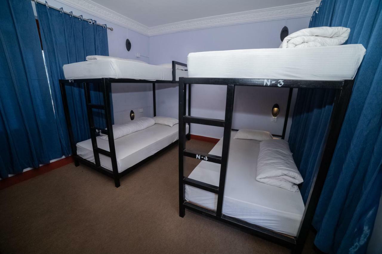 Gaurishankar Backpackers Hostel Pokhara Luaran gambar