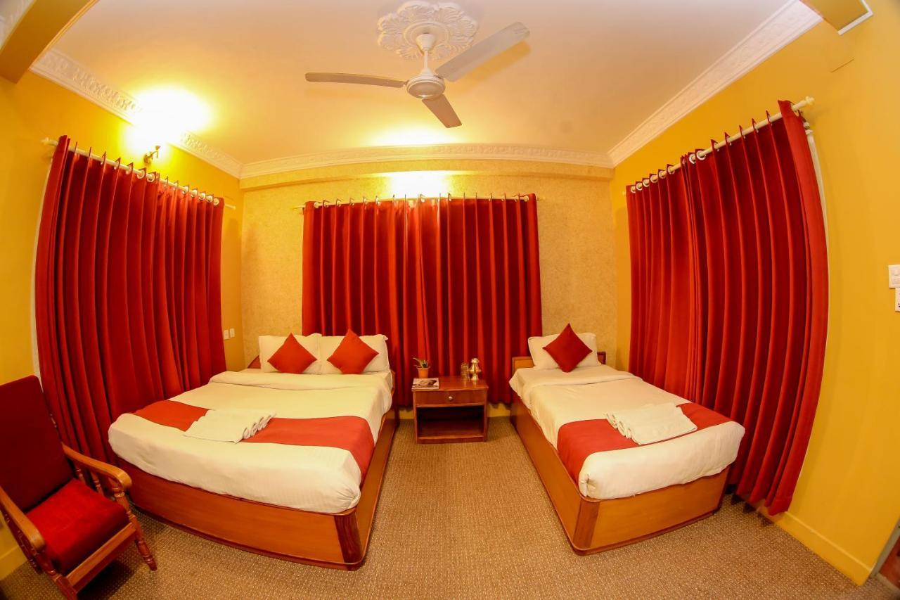 Gaurishankar Backpackers Hostel Pokhara Luaran gambar